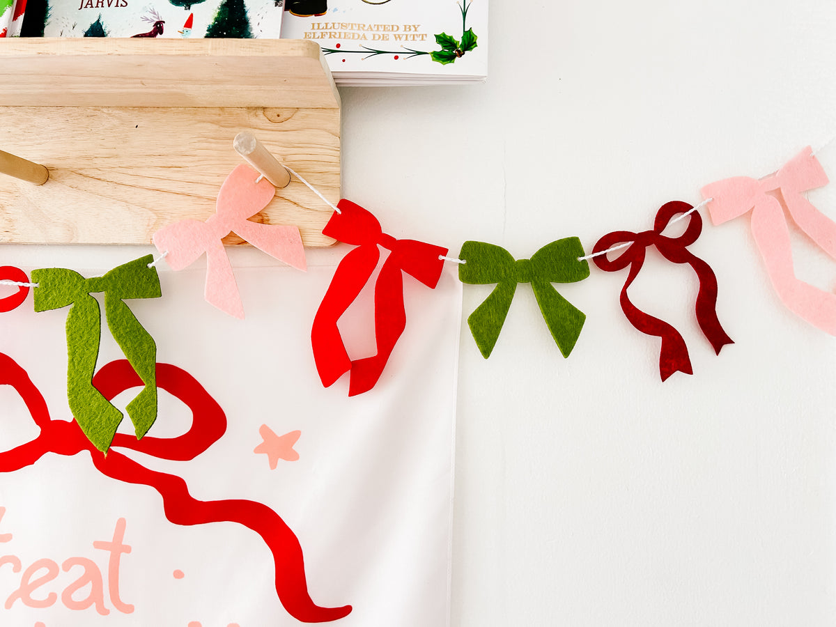 Glitter Bow Garland